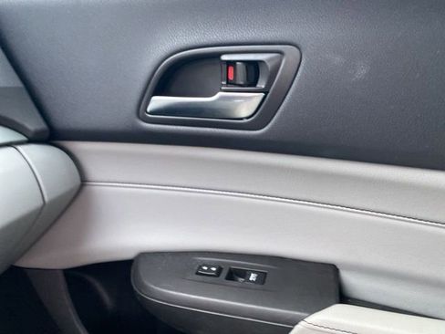 Used 2020 Acura ILX w/ Premium Package image 23