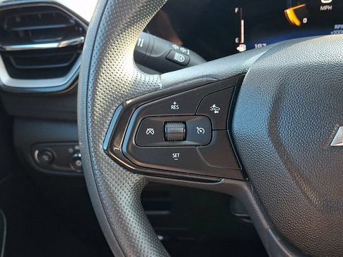 Used 2025 Chevrolet TrailBlazer LT AWD/4WD image 20