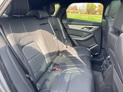 Used 2026 Jaguar F-PACE R-Dynamic S image 19