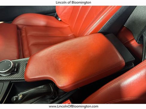 Used 2015 BMW M4 Convertible image 29