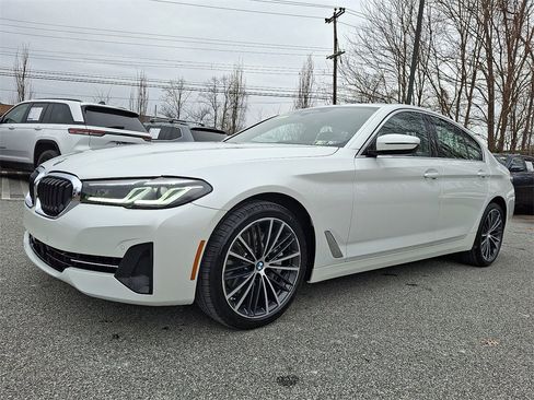 Used 2022 BMW 540i xDrive 540i xDrive w/ Executive Package image 3