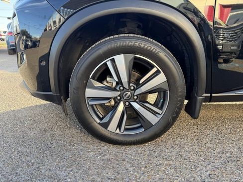 Certified 2023 Nissan Rogue SL w/ SL Premium Package image 32