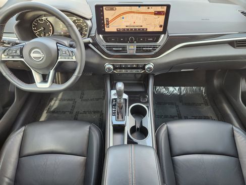 Used 2024 Nissan Altima 2.5 SR w/ SR Premium Package image 33