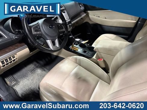 Used 2016 Subaru Outback 2.5i Limited AWD/4WD image 1