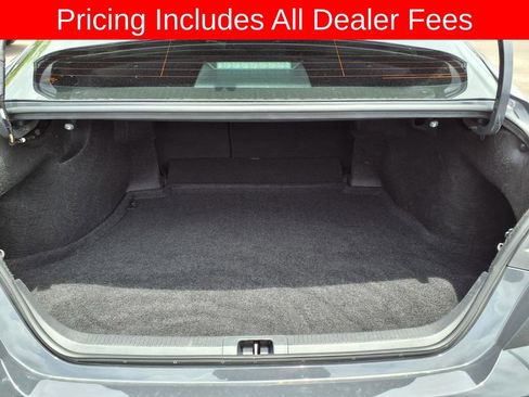 Used 2025 Toyota Camry SE w/ Convenience Package FWD image 17