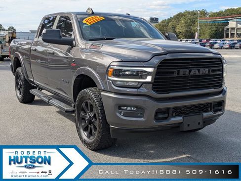 Used 2022 RAM 2500 Laramie w/ Night Edition image 4