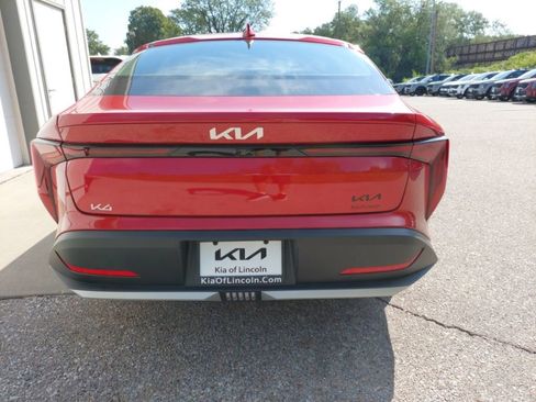 New 2025 Kia K4 EX image 5