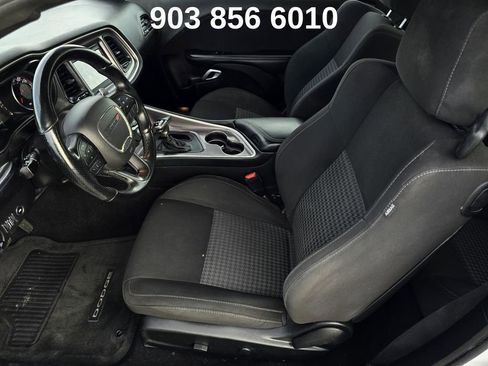 Used 2022 Dodge Challenger GT image 18