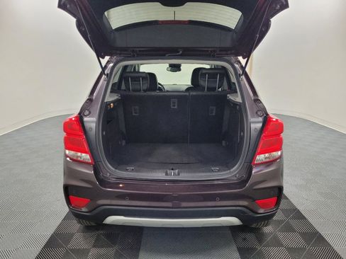Used 2022 Chevrolet Trax LT w/ Driver Confidence Package AWD/4WD image 29