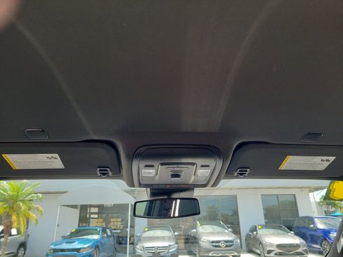 Used 2024 Chevrolet Tahoe Z71 AWD/4WD image 17