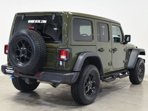 Used 2024 Jeep Wrangler Unlimited AWD/4WD image 13