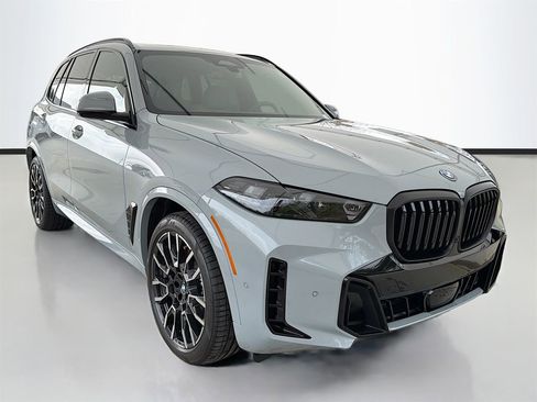 New 2026 BMW X5 xDrive50e w/ M Sport Package image 2