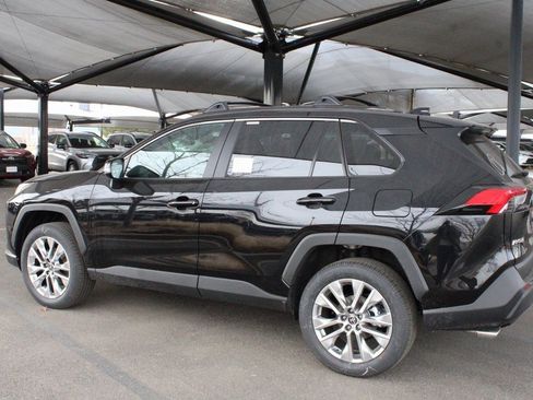 New 2025 Toyota RAV4 XLE Premium image 10