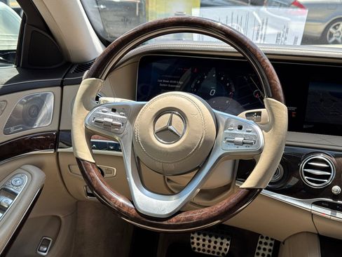 Used 2019 Mercedes-Benz S 560 Sedan image 12