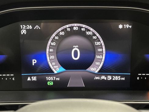 Used 2025 Volkswagen Jetta SE w/ Sunroof Package image 17