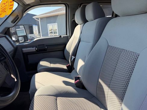 Used 2015 Ford F250 XLT AWD/4WD image 16