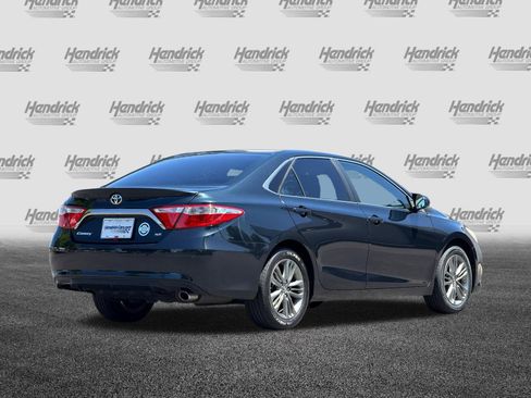 Used 2016 Toyota Camry SE FWD image 5