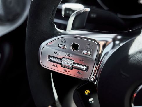 Used 2023 Mercedes-Benz C 63 AMG S image 55