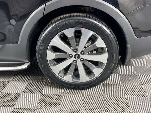 Used 2024 Kia Telluride SX w/ Towing Package image 35