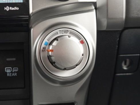 Used 2021 Toyota 4Runner SR5 image 36