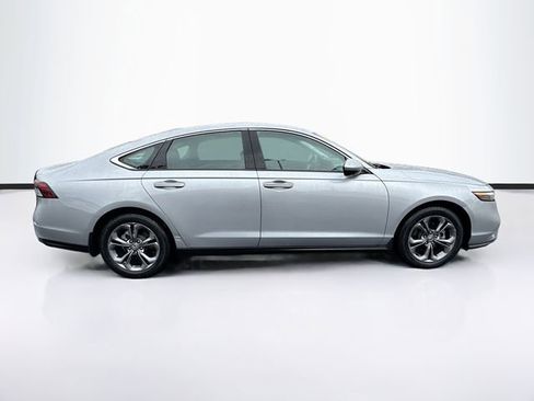 Certified 2023 Honda Accord EX image 10