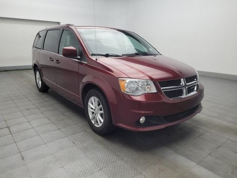 Used 2019 Dodge Grand Caravan SXT FWD image 13