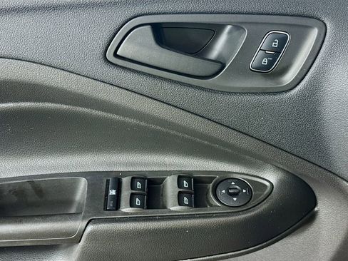 Used 2018 Ford Escape S image 19