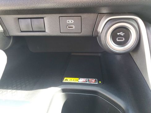 Used 2024 Toyota Grand Highlander AWD image 17