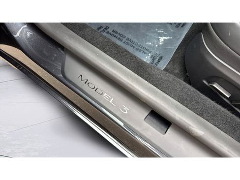Used 2025 Tesla Model 3 Long Range RWD image 12