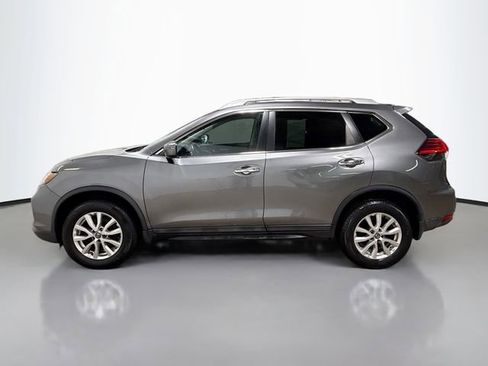 Used 2017 Nissan Rogue SV image 8