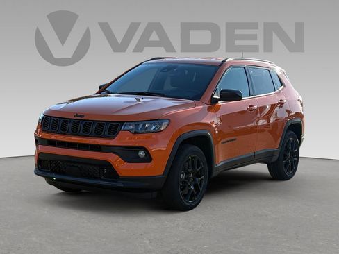 New 2026 Jeep Compass Latitude image 21