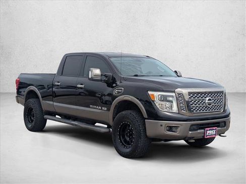 Used 2017 Nissan Titan Platinum Reserve AWD/4WD image 3