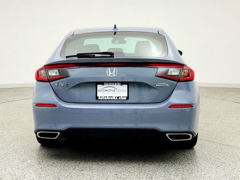 Used 2022 Honda Civic Sport Touring image 6