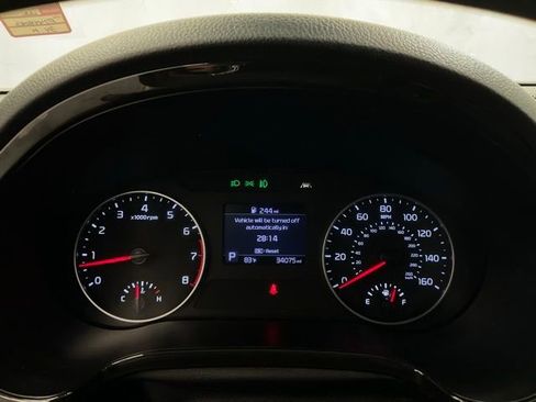 Used 2023 Kia Seltos S AWD/4WD image 15