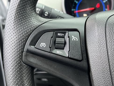 Used 2016 Chevrolet Cruze LT w/ Technology Package image 29