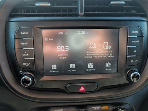 Used 2020 Kia Soul LX image 17