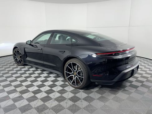 Certified 2022 Porsche Taycan image 3