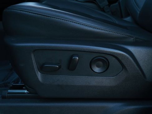 Used 2025 GMC Sierra 1500 SLT image 24