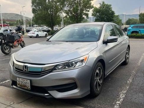 Used 2017 Honda Accord LX image 1