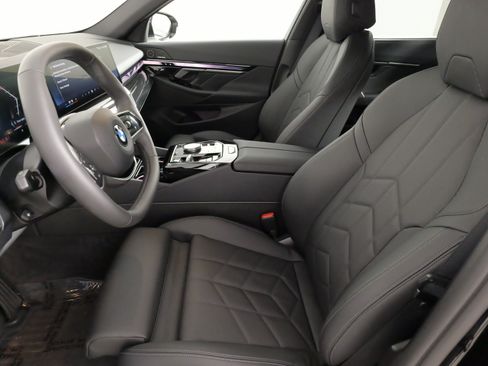 Used 2026 BMW 530i RWD image 32