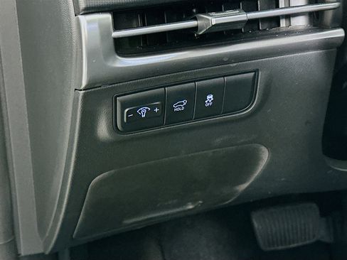 Used 2025 Hyundai Tucson SEL FWD image 17