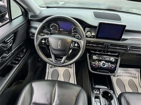 Certified 2021 Lincoln Corsair Standard w/ Equipment Group 101A image 15