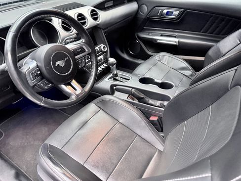 Used 2021 Ford Mustang GT Premium w/ Black Accent Package RWD image 9