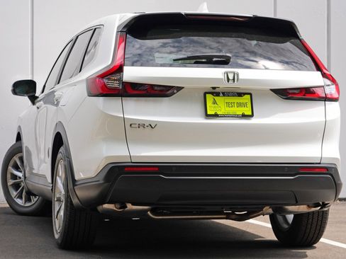 Used 2023 Honda CR-V EX-L image 5