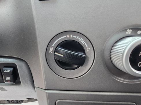 Used 2011 Toyota Sequoia SR5 image 43