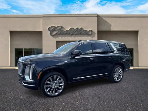 New 2026 Cadillac Escalade Platinum Luxury w/ LPO, Radiant Package AWD/4WD image 7