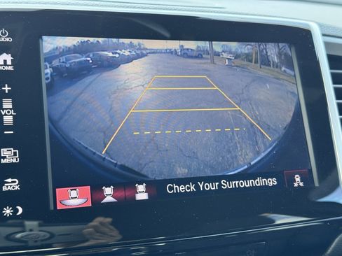 Used 2017 Honda Ridgeline Black Edition image 11