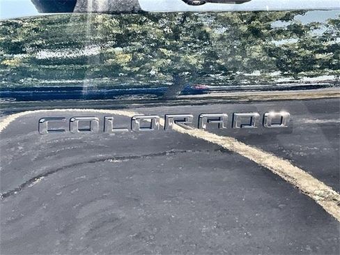 New 2025 Chevrolet Colorado Z71 w/ Midnight Edition image 21