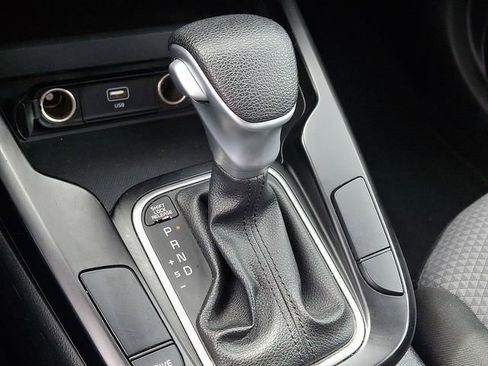 Used 2023 Kia Soul LX w/ Option Group 015 FWD image 16