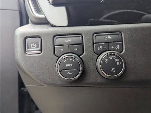 Certified 2022 Chevrolet Silverado 1500 LT image 12